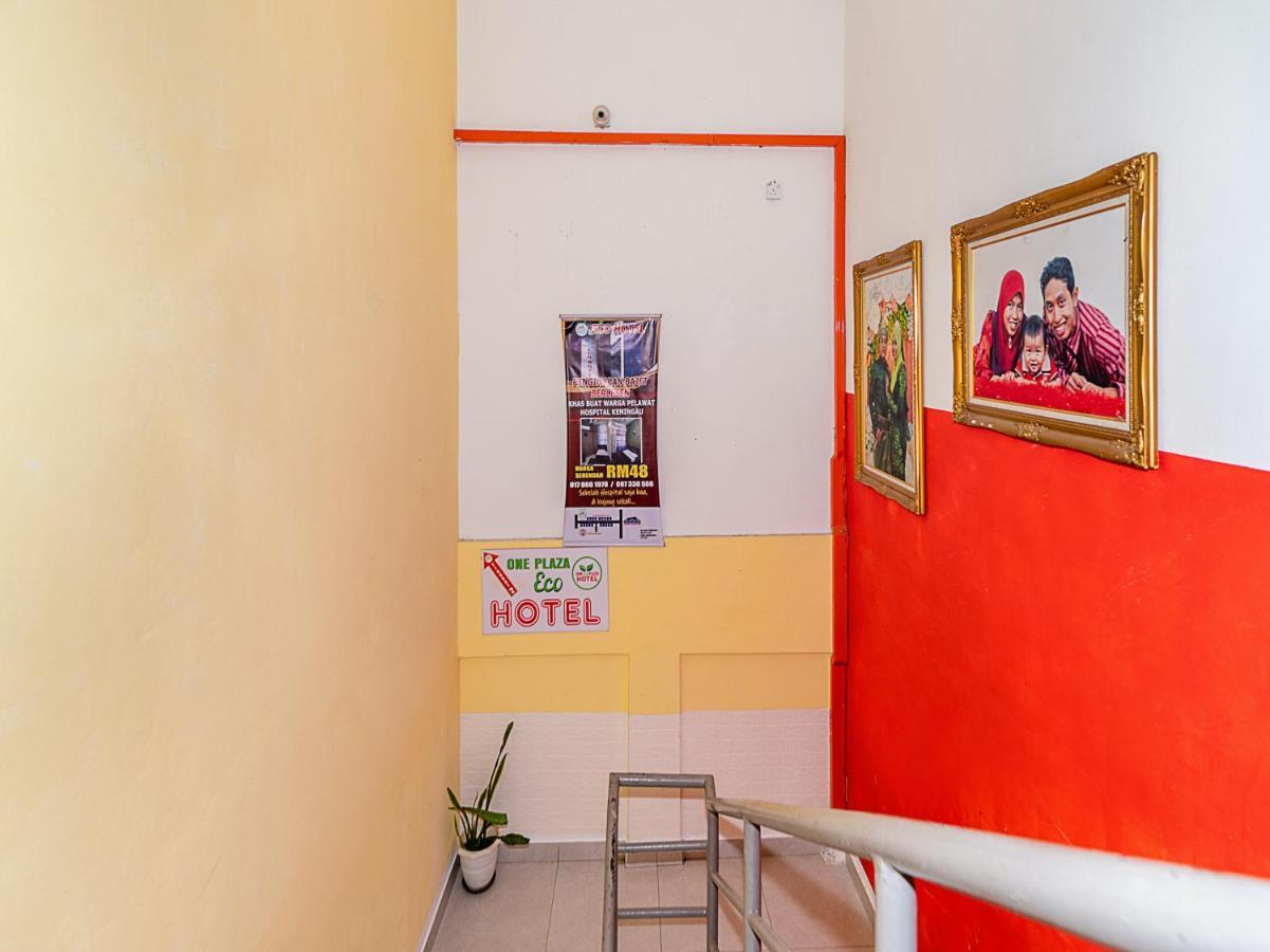 Spot On 90042 One Plaza Eco Hotel Keningau Exterior photo